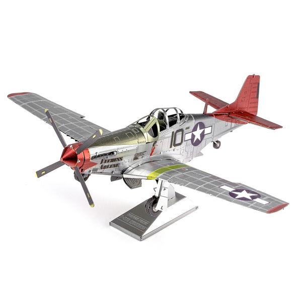 Metal Earth - Tuskegee Airmen P51D Mustang 'Redtail'